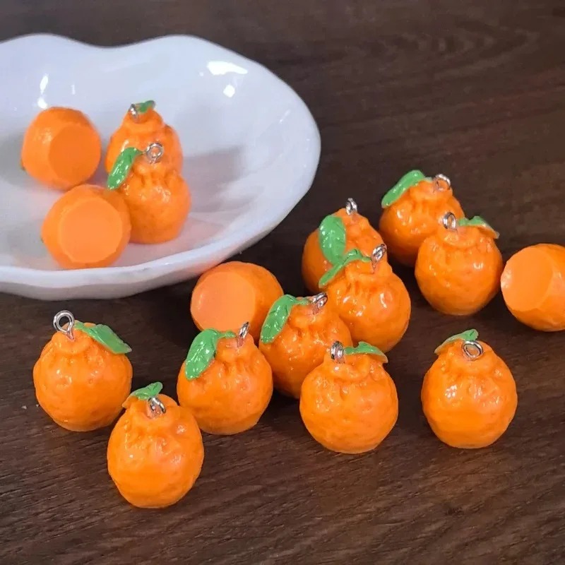 Resin Art And Craft - ชาร์มเรซิ่นรูปส้มแมนดาริน 3 มิติ จำนวน 10 ชิ้น